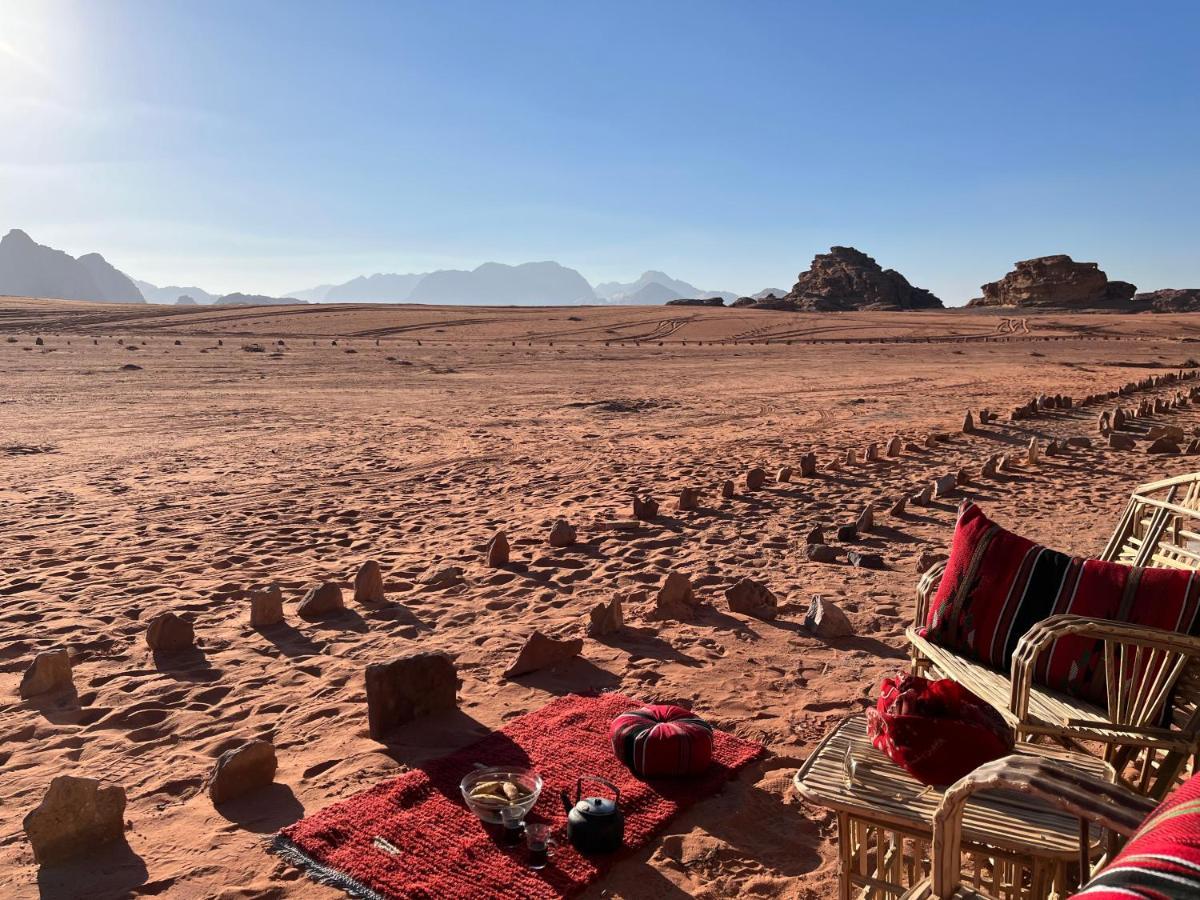 Wadi Rum Bedouin Tour With A Camp Esterno foto